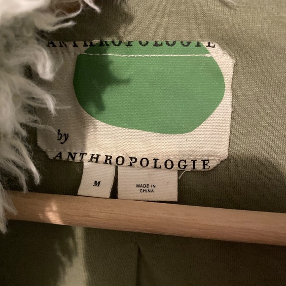 Shaggy White and Grey Coat - Picture 4 of 4